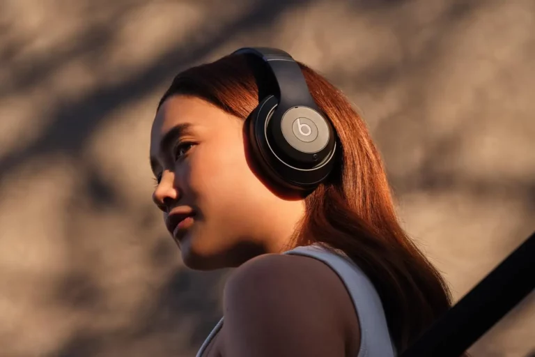 Beats Studio Pro Wireless ANC Headphones lifestyle image