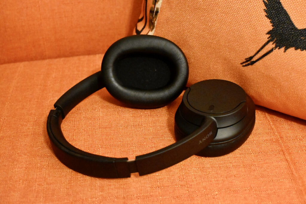 Sony WH-CH720N noise-canceling headphones review